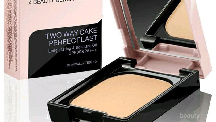 Tampil Cantik Mempesona dengan Pixy 4 Beauty Benefits Two Way Cake Perfect Last Tampil Cantik Mempesona dengan Pixy 4 Beauty Benefits Two Way Cake Perfect Last