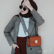 #NEWS Ladies, Ini Dia Sling Bag Kekinian yang Lagi Banyak Dipakai Para Hijabers