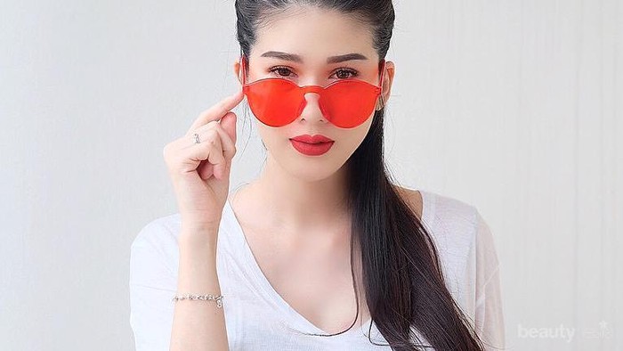 model kacamata sunglasses yang lagi kekinian gimana ya? model kacamata sunglasses yang lagi kekinian gimana ya?