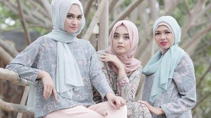 Mencari Hijab Model Kekinian? Ini 5 Online Shop di Instagram yang Populer dan Terpercaya