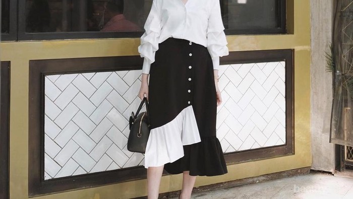 Koleksi Baju Korea dengan Model Lucu Ini Bisa Kamu Dapatkan di 4 Online Shop Ini!