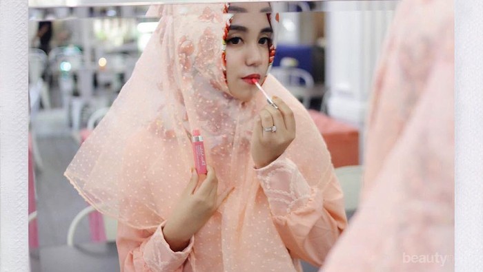 Perubahan yang Baik dan Drastis, Ini Gaya Hijab Syar'i Ala Salmafina Sunan Terkini!