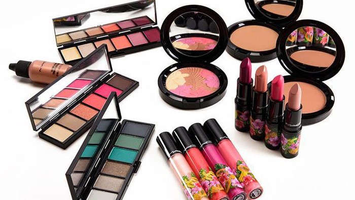 MAC Fruity Juicy, Rangkaian Makeup dengan Nuansa Musim Panas