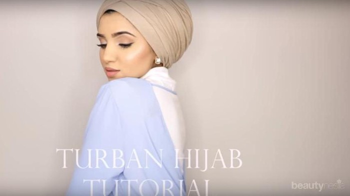 Intip Tutorial Turban Simple Kekinian Kurang dari 5 Menit Ala Vlogger Luar Negeri