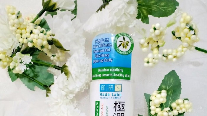 Yuk Bersihkan Wajah Secara Menyeluruh dengan Hada Labo Gokujyun Ultimate Moisturizing Cleansing Oil!