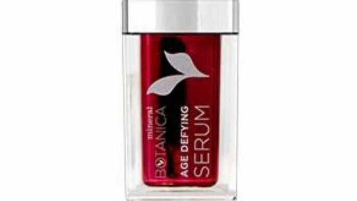 Hai girls, siapa yang udah pernah pakai serum mineral botanica age defying yang warna merah? Reviewnya dong...