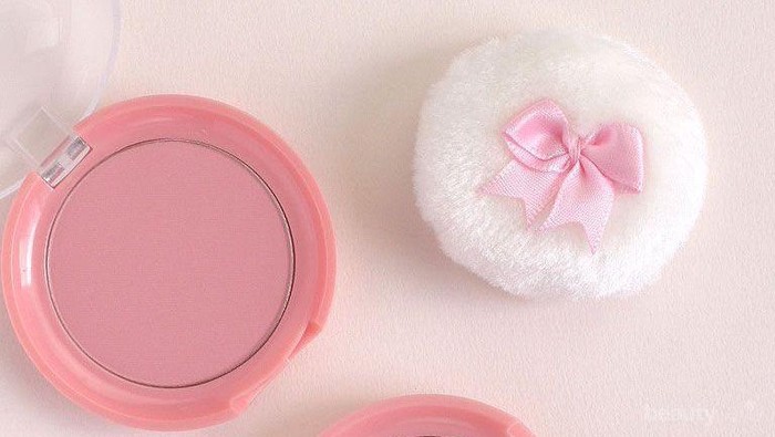 Etude House Lovely Cookie Blusher, Tampilkan Rona Pipi yang Cute dan Elegan!