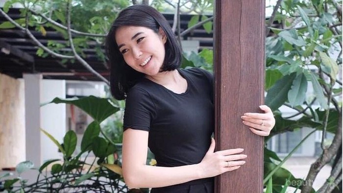 Berhasil Turun 12 Kg dalam 3 Bulan, Ini Tips Diet dari Gisella Anastasia yang Kini Langsing Banget Berhasil Turun 12 Kg dalam 3 Bulan, Ini Tips Diet dari Gisella Anastasia yang Kini Langsing Banget
