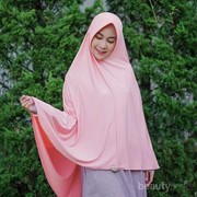 [FORUM] Apa harus pakai hijab syari untuk menutupi dada besar?
