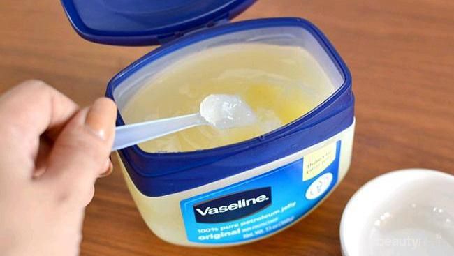 4 Tips Ampuh Menggunakan Vaseline Petroleum Jelly Untuk Mengatasi Jerawat