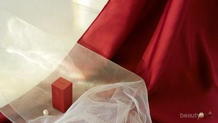 Rollover Reaction HALOLIGHT #Roseate Glow, Stick Blush yang Super Easy to Apply!