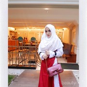 [FORUM] Gimana Caranya Pakai Khimar dan Gamis Biar Nggak Keliatan Tua?
