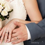 Pake acara tunangan, sebenernya penting ga sih di keluarga kamu?