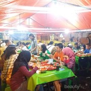 [FORUM] Pede Nggak Makan di Tempat Kaki Lima sama Gebetan?