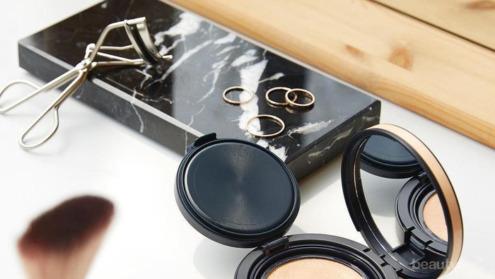 [FORUM] Untuk Wajah Glowing Sehari-hari, Mending Cushion atau Foundation?