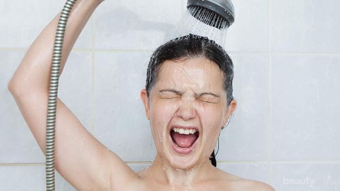 Waspada Sebabkan Penyakit, Ini Waktu yang Dilarang untuk Mandi