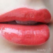 [FORUM] Ada gak dari kamu yang masih suka pakai lipgloss?