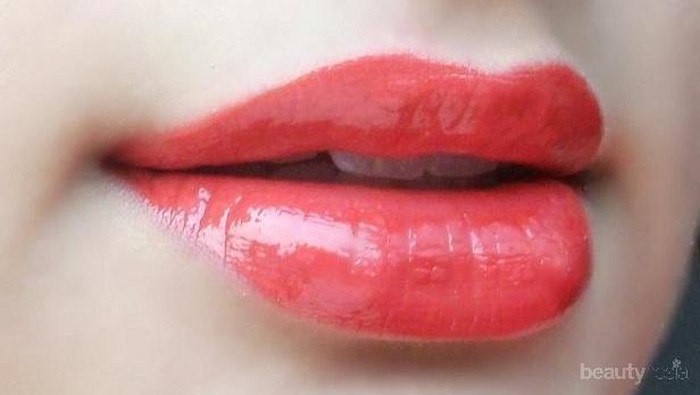 [FORUM] Ada gak dari kamu yang masih suka pakai lipgloss?