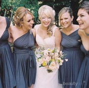 Sedang Mencari Gaun Bridesmaid? Yuk, Intip Inspirasi Gaun Cantik Ini!