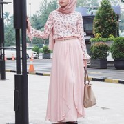 [FORUM] Warna hijab apa yang cocok untuk dipadukan dengan baju motif?
