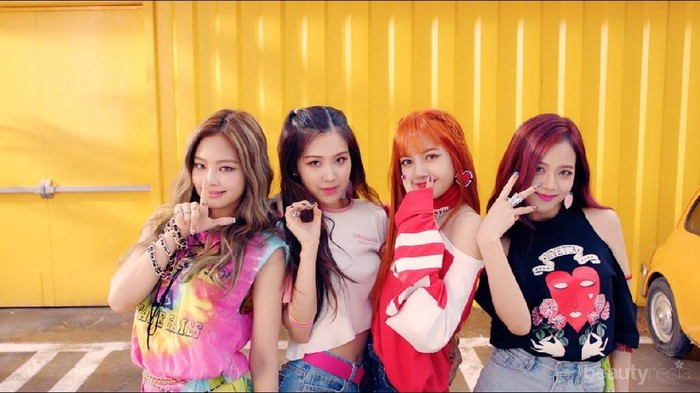 Dari Casual Sampai Feminim, Begini Gaya Fashion Airport Korea Ala Blackpink