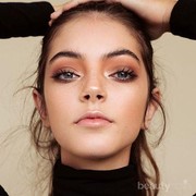 Pixy Make It Glow Beauty Skin Primer, Buat Wajah Kamu Tampak Glowing dan Riasan Tahan Lama