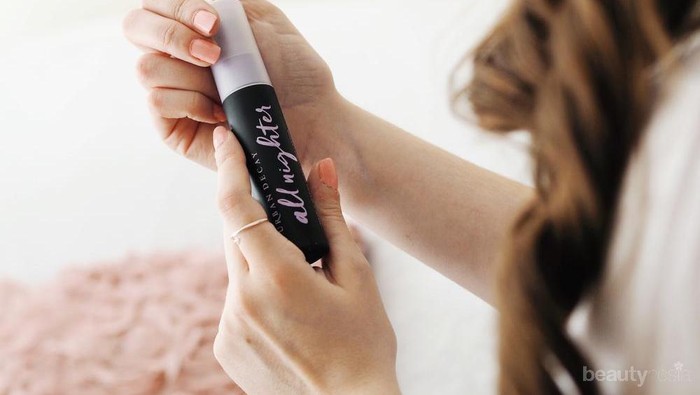 Review Urban Decay All Nighter Setting Spray, Setting Spray dengan Hasil Super Flawless All Day All Night!