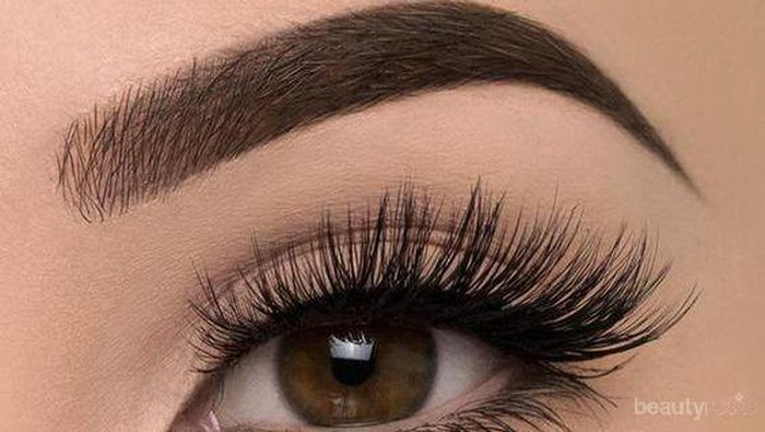 Tetap Natural Walaupun Menggunakan Bulu Mata Palsu, Ini Dia Beberapa Tipsnya!