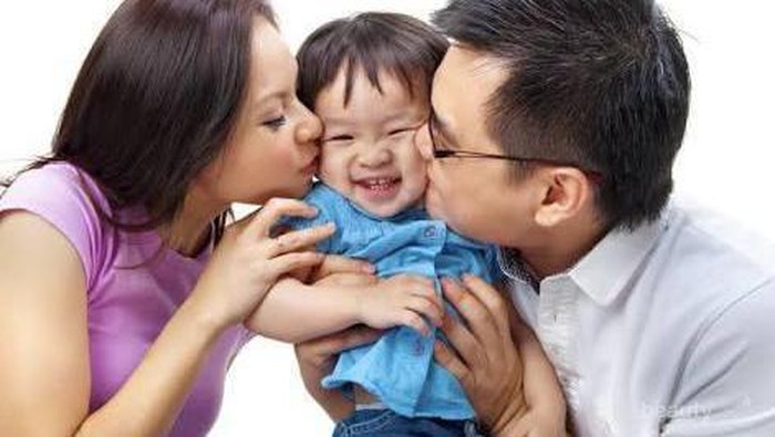 [FORUM] Kalian team muka mirip ibuk atau mirip ayah sih?