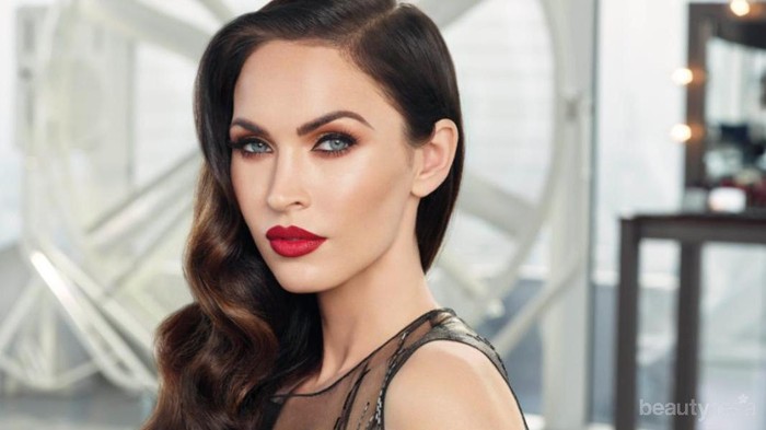 Baru Masuk Indonesia, Ini Rangkaian Produk Unggulan LAKME Makeup yang Harus Kamu Coba!