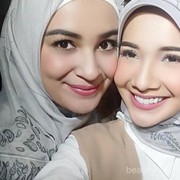 [FORUM] Diantara Zaskia dan Shireen Sungkar, gaya hijab siapa yang kamu suka?
