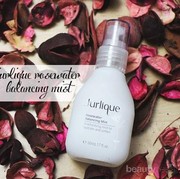 Wajah Senantiasa Segar dan Lembap dengan Jurlique Rosewater Balancing Mist