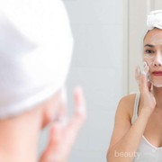 Pilih Facial Wash Bentuk Foam, Gel, Cleansing Balm, atau Water? Kenali Pebedaannya Dulu di Sini!