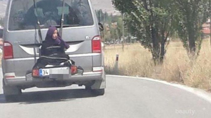 [FORUM] Viral! Aksi Ayah ikat anaknya di belakang mobil tengah jalan, Sedih Banget guyss