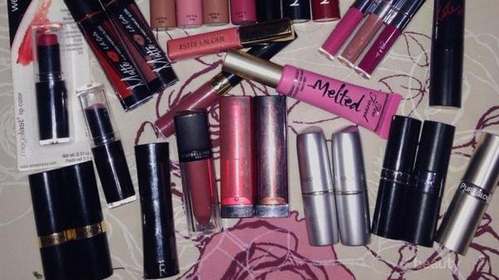 [FORUM] Kamu tim koleksi lipstik banyak gak?