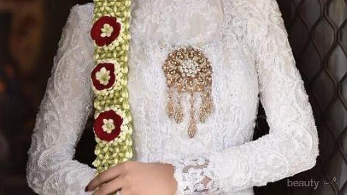 [FORUM] Kamu mau ga kalo hijaban tapi tetap dipakain paes Jawa?