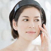 Segera Lakukan Hal Ini Jika Ingin Serum Bekerja Maksimal Pada Kulitmu!