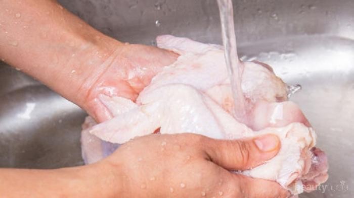 [FORUM] Apa benar ayam tidak boleh dicuci sebelum dimasak?