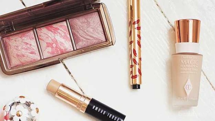 Ternyata, Ini Lho Make Up Produk yang Wajib Kamu Bawa Saat Mudik!