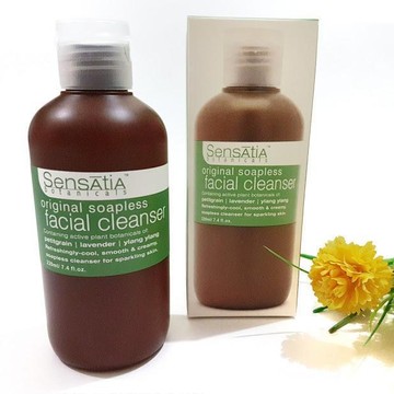 Sensatia Botanicals Soapless Facial Cleanser, Efektif Angkat Kotoran Tanpa Ganggu Keseimbangan Kulit