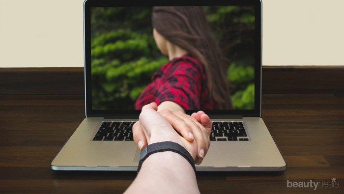 [FORUM] Kamu lagi merasakan LDR sama pacar atau suami ga sekarang?