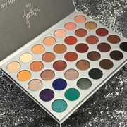 Palet Morphe x Jaclyn Hill: Palet Eyeshadow Palette yang Bisa Membuat Variasi Eyelook