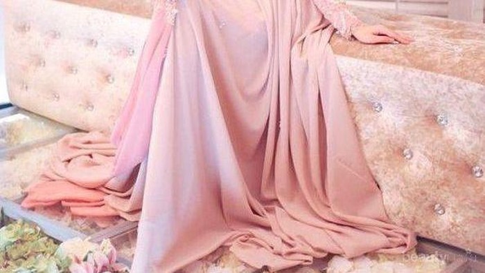 [FORUM] Rekomendasi Gaun untuk Muslimah