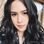Bibir Kering Tapi Ingin Pakai Lipstik Matte? Yuk, Siasati dengan Trik Cerdik Ini Ladies