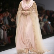 [FORUM] Buat pernikahan, gaun mending sewa atau bikin?