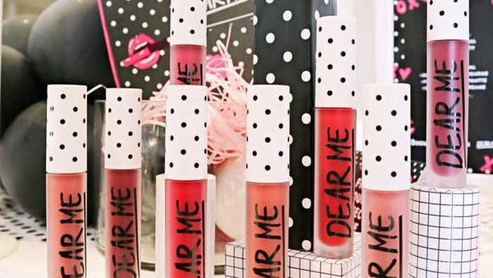 #NEWS Dari Nude Hingga Bold, Dear Me Matte Lip CreaMe Memang Lipstik Lokal yang Cantik Banget!