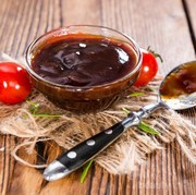 Yuk, Coba Membuat Saus Barbecue Sendiri dengan Resep-Resep Praktis Ini!