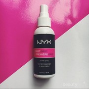 #NEWS NYX First Base Primer Spray : Primer Unik yang Membuat Wajah Menjadi Matte Tetapi Lembab