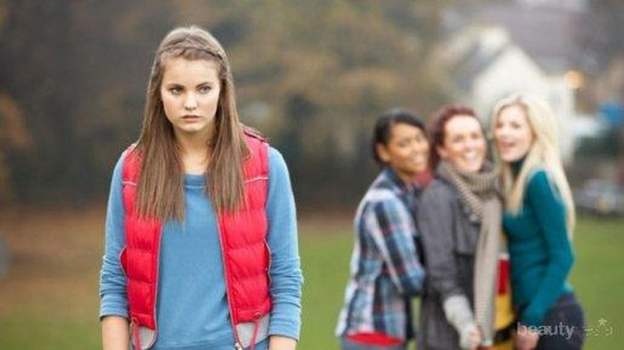 [FORUM] Aku sadar teman suka bergunjing di belakangku, harus bagaimana?