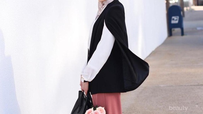 Begini Cara Memilih Gaya Hijab untuk ke Kantor Supaya Tetap Tampil Modis nan Bersahaja